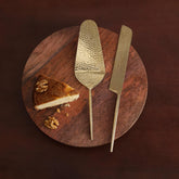 Norah gold hammered cake server set of 2 - ellementry